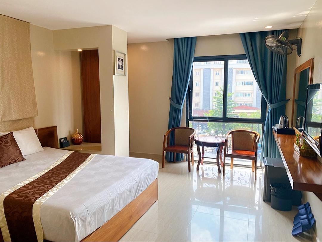 Hanoi B Hotel & Travel - 5 Mins Hoan Kiem Lake Hanói Exterior foto