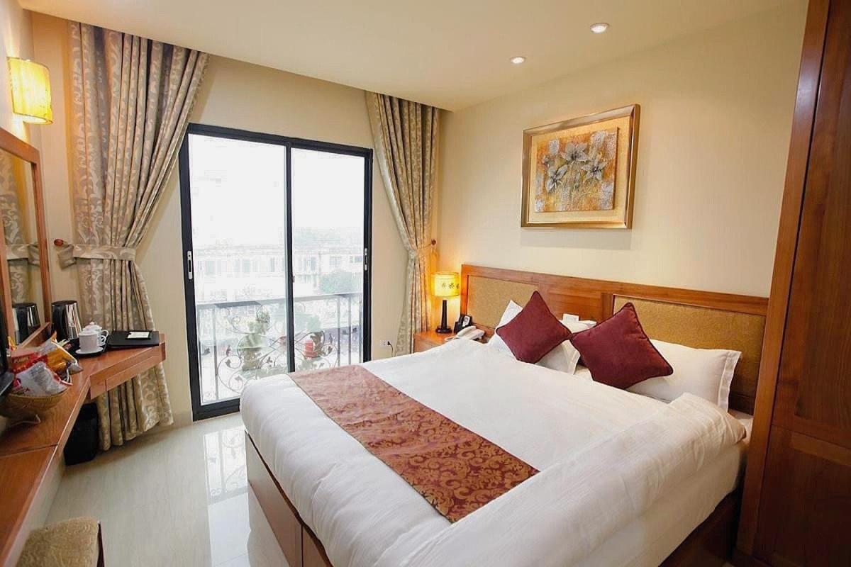 Hanoi B Hotel & Travel - 5 Mins Hoan Kiem Lake Hanói Exterior foto